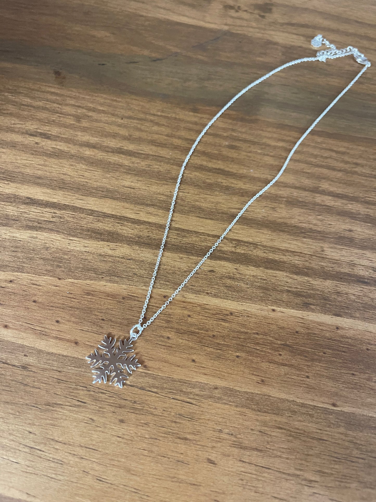 Necklace - Silver Snowflake