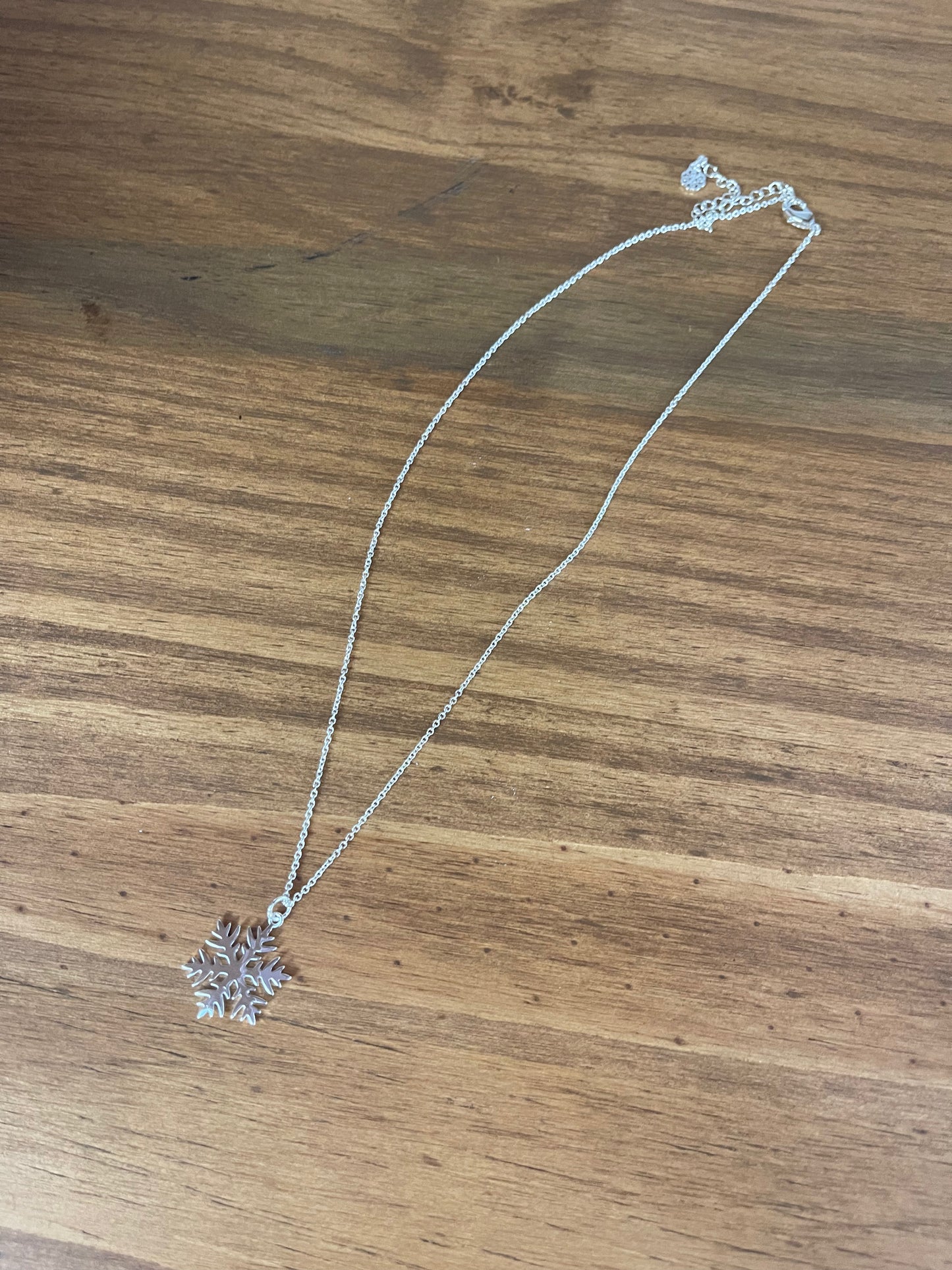 Necklace - Silver Snowflake