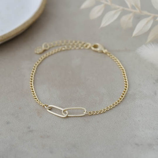 Linked Gold Bracelet - The Scented Market  Bracelets