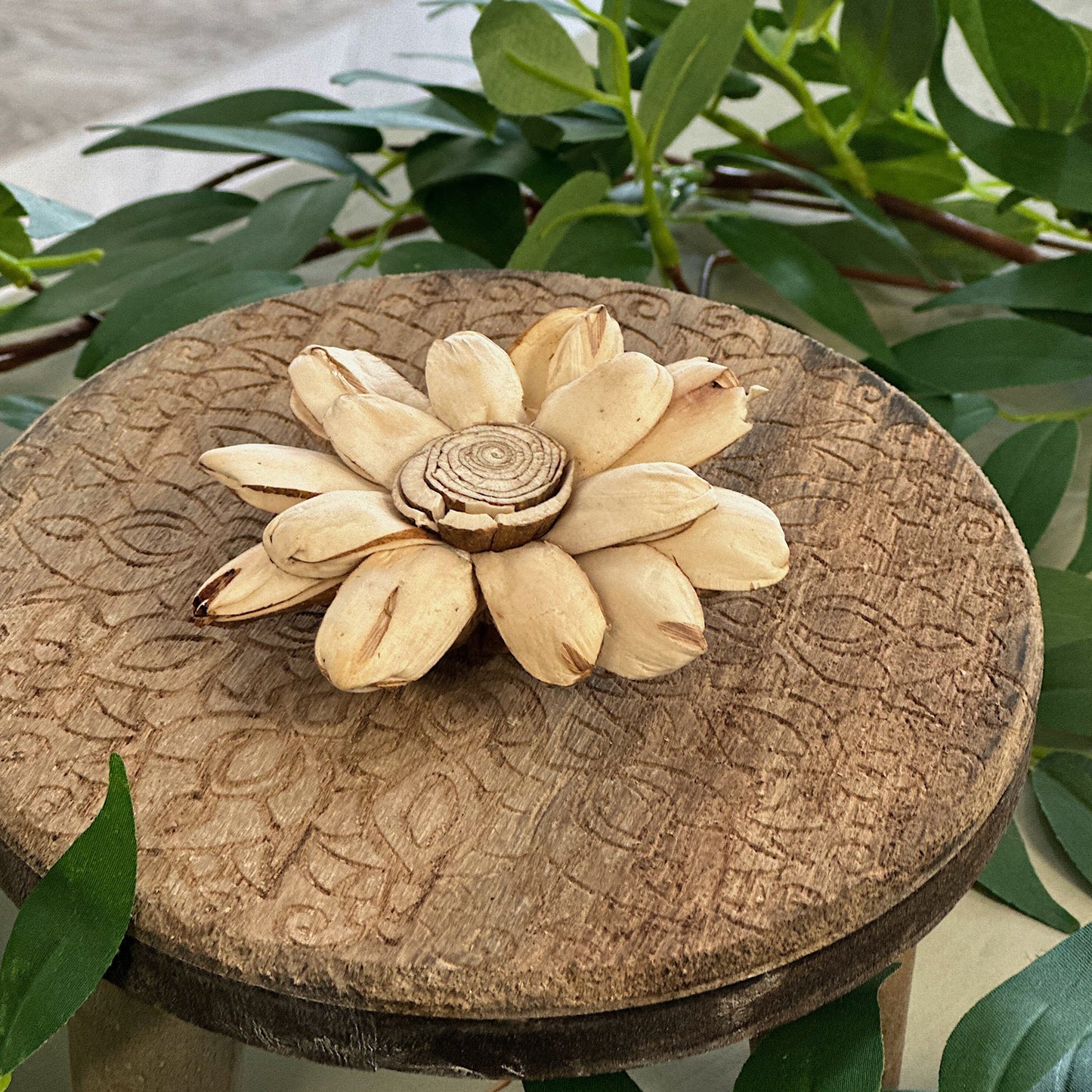 Shola Chat Flower - Decor - The Scented Market Artificial Flora