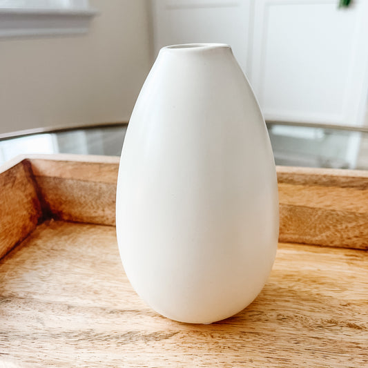 Teardrop Ivory Vase – Elegant Minimalist Decorative Vase for Home Décor