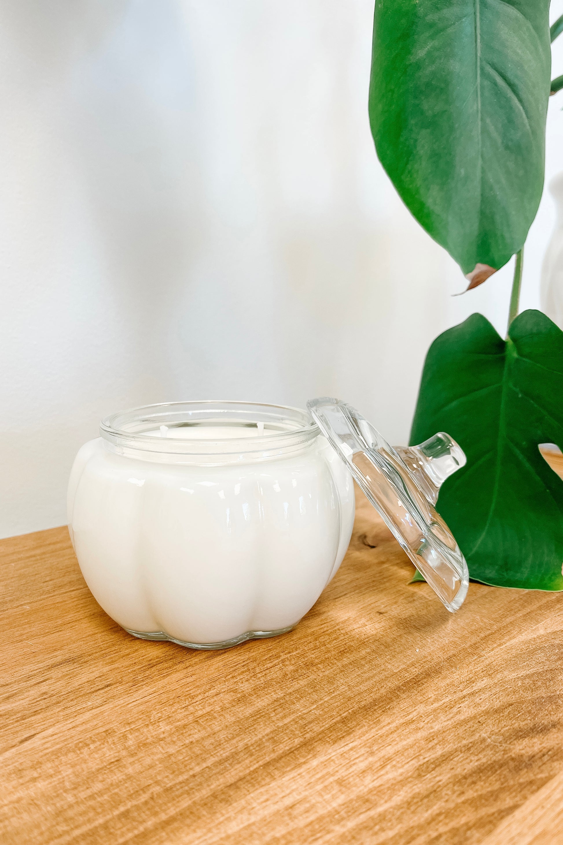Glass Pumpkin Soy Candle – Pumpkin Spice Cake Scent - The Scented Market  Candles   