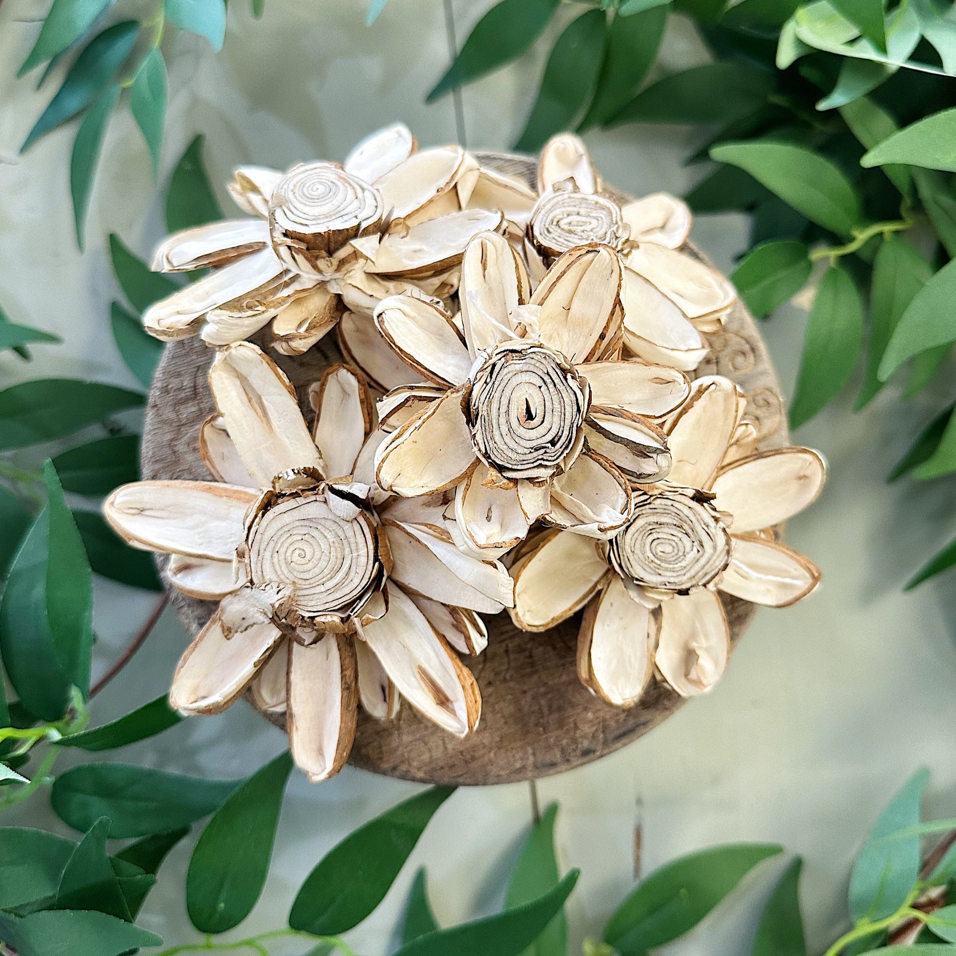 Shola Chat Flower - Decor - The Scented Market  Artificial Flora   