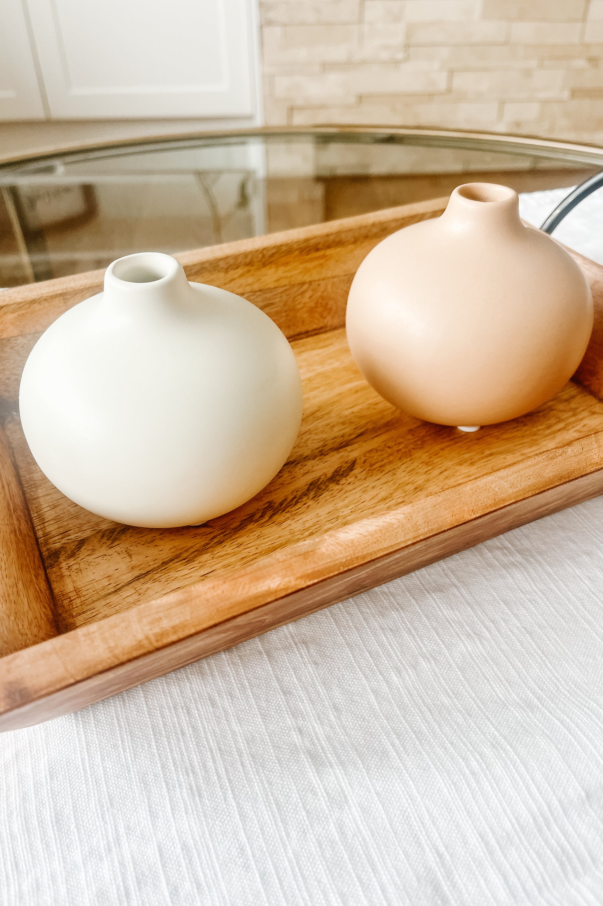 Shorty Ivory Vase – Modern Minimalist Decorative Vase for Home Décor - The Scented Market  Vases   