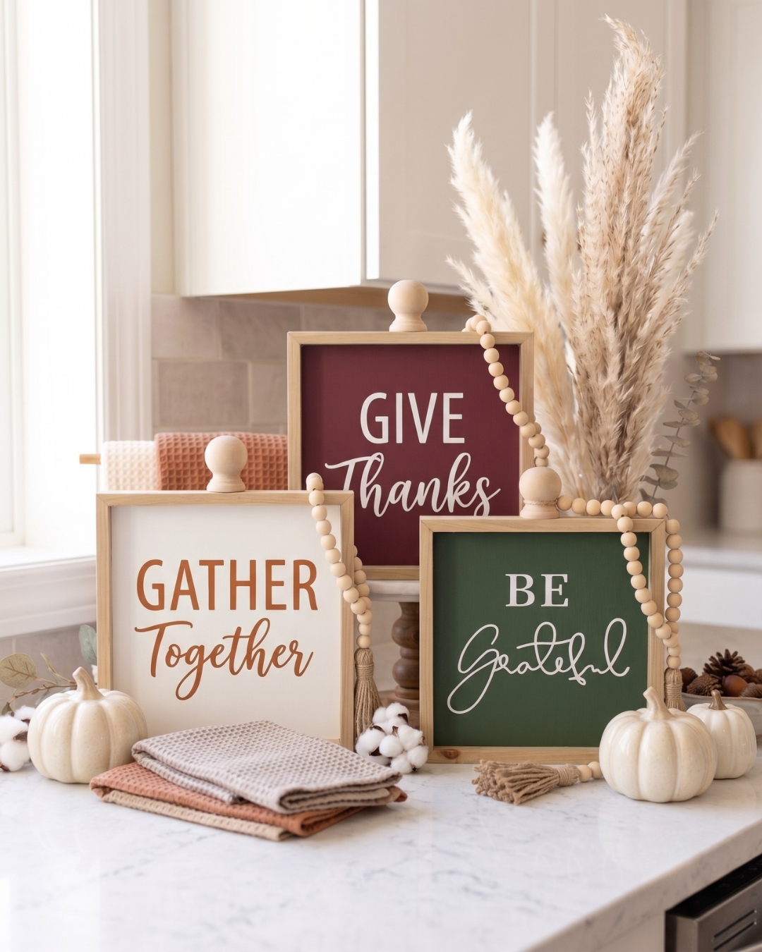 BE GRATEFUL - Fall themed Wooden Sign