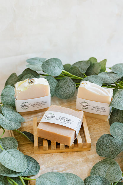 Wooden Soap Dish – Rustic Light Wood Design for Handcrafted Soap - The Scented Market  Soap Dishes & Holders   