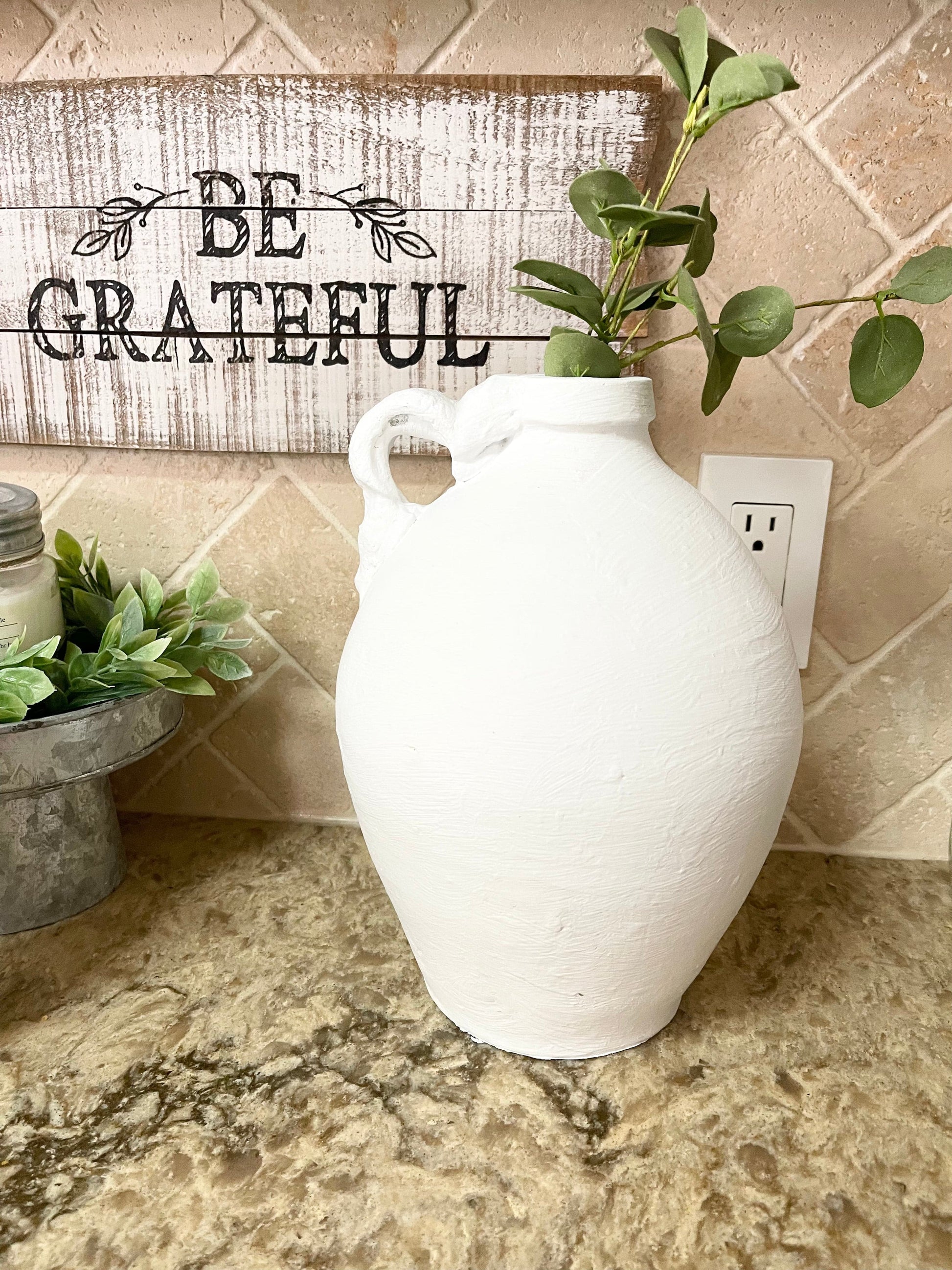 Painted White Crock – Rustic Farmhouse Ceramic Decor - The Scented Market  Crock   